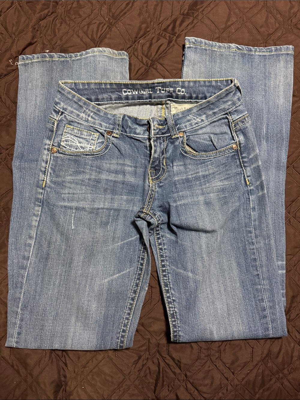 Cowgirl Tuff Women's Medium Blue Straight-Leg Jeans